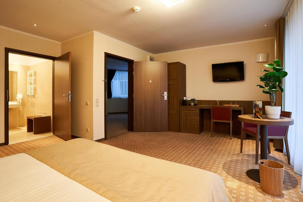 Petrodava One Piatra Neamţ Exterior foto